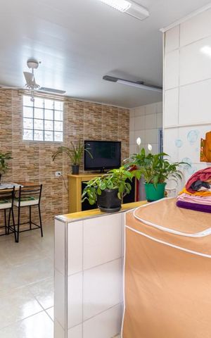 Casa à venda com 70m², 2 quartos e 2 vagas Casa à venda com 70m², 2 quartos e 2 vagasChurrasqueira