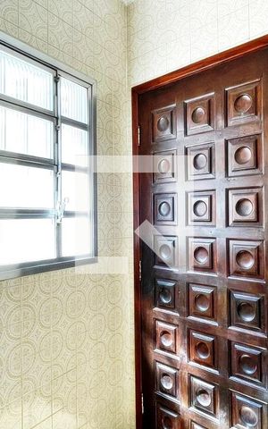 Casa à venda com 181m², 3 quartos e 4 vagas Casa à venda com 181m², 3 quartos e 4 vagasDespensa