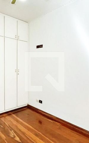 Casa à venda com 181m², 3 quartos e 4 vagas Casa à venda com 181m², 3 quartos e 4 vagasQuarto 2