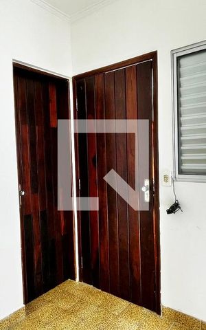 Casa à venda com 181m², 3 quartos e 4 vagas Casa à venda com 181m², 3 quartos e 4 vagasQuarto de Serviço