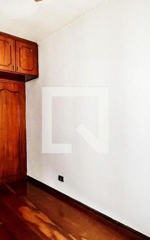 Casa à venda com 181m², 3 quartos e 4 vagas Casa à venda com 181m², 3 quartos e 4 vagasSuíte 1