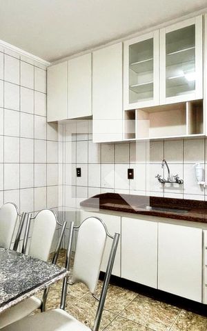 Casa à venda com 181m², 3 quartos e 4 vagas Casa à venda com 181m², 3 quartos e 4 vagasCozinha