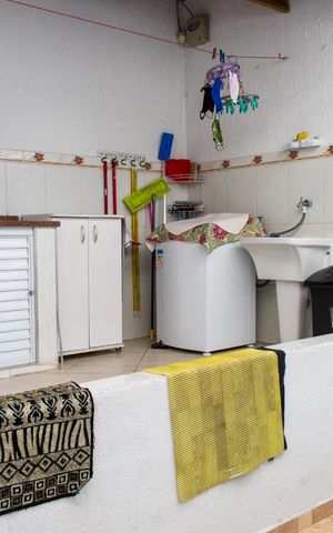 Casa à venda com 173m², 3 quartos e 2 vagasÁrea de Serviço