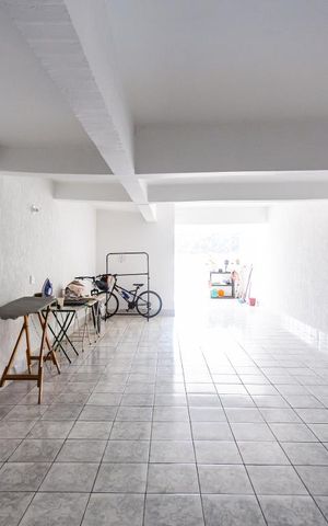 Casa à venda com 150m², 3 quartos e 2 vagas Casa à venda com 150m², 3 quartos e 2 vagasSalão de Festas
