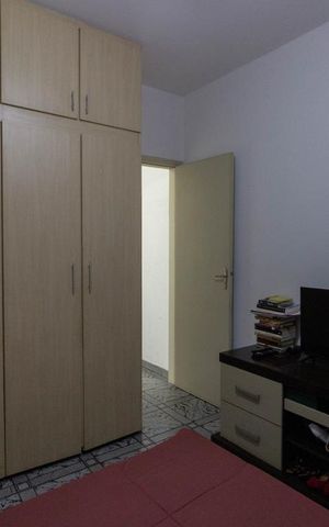 Casa à venda com 150m², 3 quartos e 2 vagas Casa à venda com 150m², 3 quartos e 2 vagasQuarto