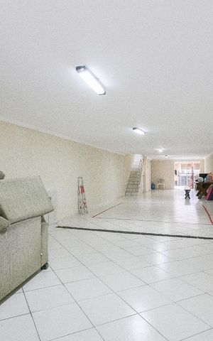 Casa à venda com 298m², 3 quartos e 8 vagasGaragem