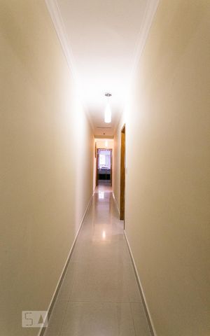 Casa à venda com 298m², 3 quartos e 8 vagasCorredor