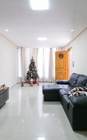 Casa à venda com 298m², 3 quartos e 8 vagasSala de Estar