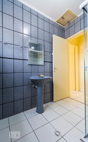Apartamento para alugar com 70m², 2 quartos e sem vagaBanheiro Social