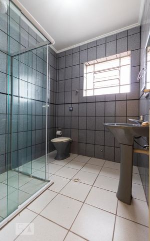 Apartamento para alugar com 70m², 2 quartos e sem vagaBanheiro Social