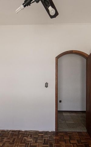 Casa para alugar com 280m², 3 quartos e sem vaga Casa para alugar com 280m², 3 quartos e sem vagaQuarto 1
