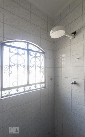 Casa para alugar com 280m², 3 quartos e sem vaga Casa para alugar com 280m², 3 quartos e sem vagaBanheiro Quarto 3