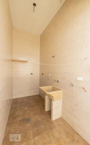 Casa para alugar com 280m², 3 quartos e sem vaga Casa para alugar com 280m², 3 quartos e sem vagaÁrea de Serviço
