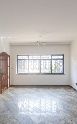 Casa para alugar com 280m², 3 quartos e sem vaga Casa para alugar com 280m², 3 quartos e sem vagaSala