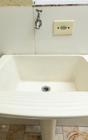 Studio para alugar com 35m², 1 quarto e sem vaga Studio para alugar com 35m², 1 quarto e sem vagaÁrea de serviço