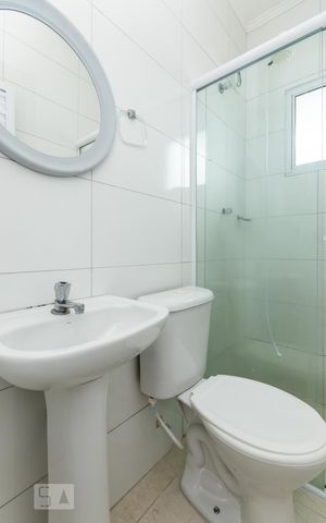 Studio para alugar com 35m², 1 quarto e sem vaga Studio para alugar com 35m², 1 quarto e sem vagaBanheiro