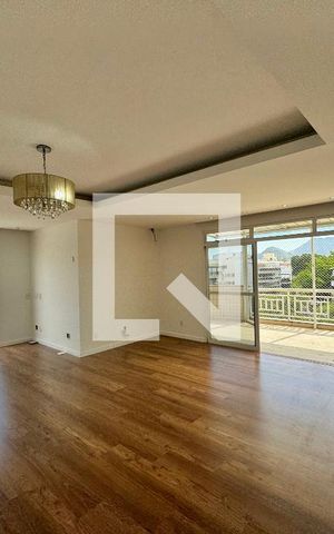 Apartamento à venda com 204m², 3 quartos e 3 vagas Apartamento à venda com 204m², 3 quartos e 3 vagasSala