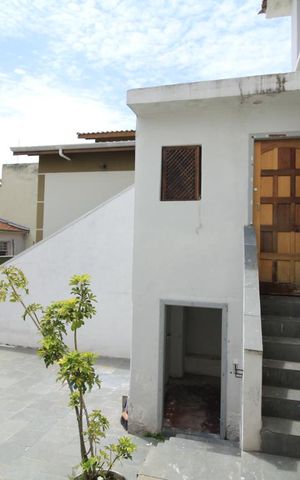 Casa à venda com 200m², 3 quartos e 5 vagasÁrea Externa