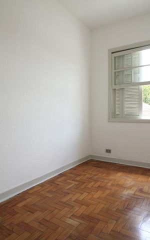 Casa à venda com 200m², 3 quartos e 5 vagasDormitório 2