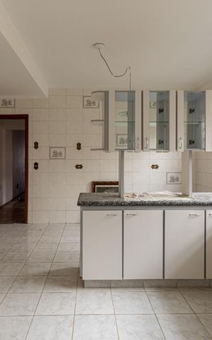 Casa à venda com 150m², 2 quartos e sem vaga Casa à venda com 150m², 2 quartos e sem vagaCozinha