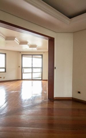 Apartamento à venda com 160m², 4 quartos e 3 vagasSala