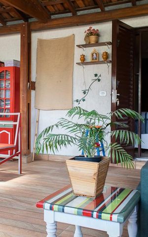 Casa à venda com 110m², 2 quartos e 2 vagas Casa à venda com 110m², 2 quartos e 2 vagasVARANDA