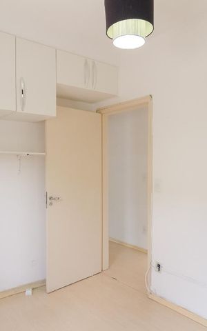Apartamento à venda com 57m², 2 quartos e 1 vagaQuarto 2