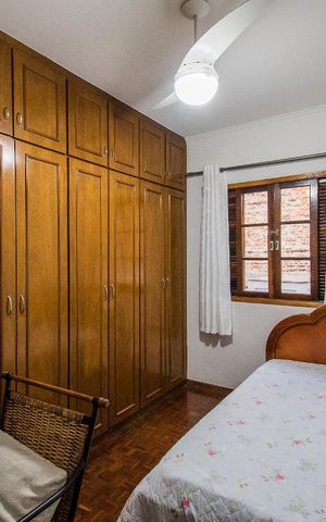 Casa à venda com 200m², 3 quartos e 3 vagasQuarto 1