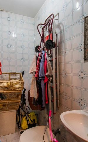 Casa à venda com 200m², 3 quartos e 3 vagasBanheiro de Serviço
