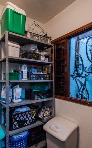 Casa à venda com 200m², 3 quartos e 3 vagasQuarto de Serviço