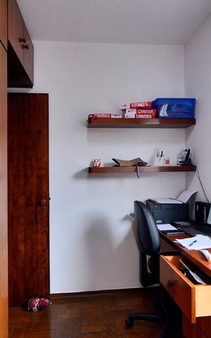 Casa à venda com 220m², 3 quartos e 2 vagasQuarto