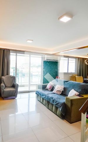 Apartamento à venda com 181m², 3 quartos e 2 vagas Apartamento à venda com 181m², 3 quartos e 2 vagasSala