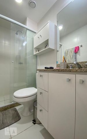 Apartamento à venda com 181m², 3 quartos e 2 vagasBanheiro da Suíte