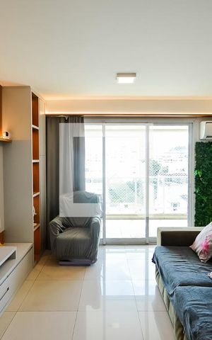 Apartamento à venda com 181m², 3 quartos e 2 vagas Apartamento à venda com 181m², 3 quartos e 2 vagasSala