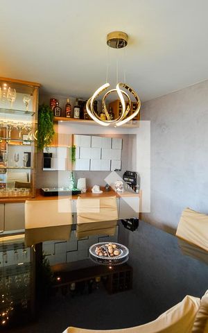 Apartamento à venda com 181m², 3 quartos e 2 vagas Apartamento à venda com 181m², 3 quartos e 2 vagasSala