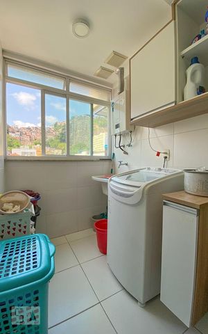 Apartamento à venda com 181m², 3 quartos e 2 vagasÁrea de Serviço