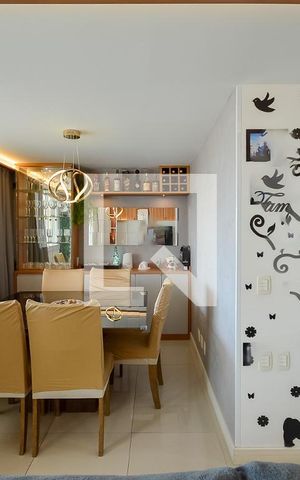 Apartamento à venda com 181m², 3 quartos e 2 vagas Apartamento à venda com 181m², 3 quartos e 2 vagasSala