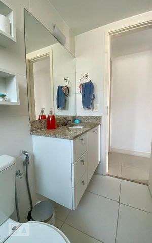 Apartamento à venda com 181m², 3 quartos e 2 vagasBanheiro Social