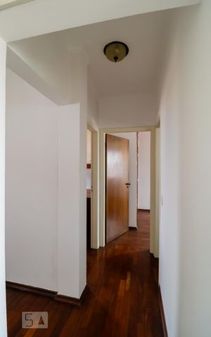 Apartamento à venda com 60m², 2 quartos e 1 vagaCorredor
