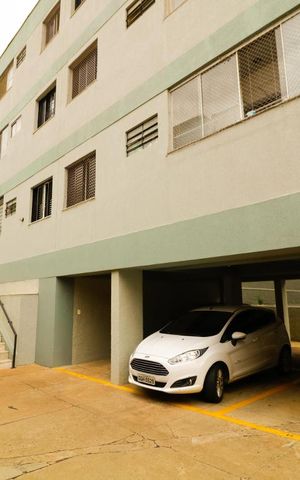 Apartamento à venda com 60m², 2 quartos e 1 vagaFachada