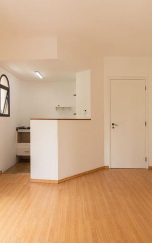 Studio para alugar com 35m², 1 quarto e 1 vaga Studio para alugar com 35m², 1 quarto e 1 vagaSala