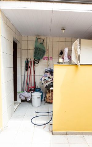 Casa à venda com 150m², 3 quartos e 2 vagas Casa à venda com 150m², 3 quartos e 2 vagasLavanderia