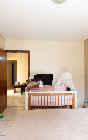 Casa à venda com 150m², 3 quartos e 2 vagas Casa à venda com 150m², 3 quartos e 2 vagasQuarto