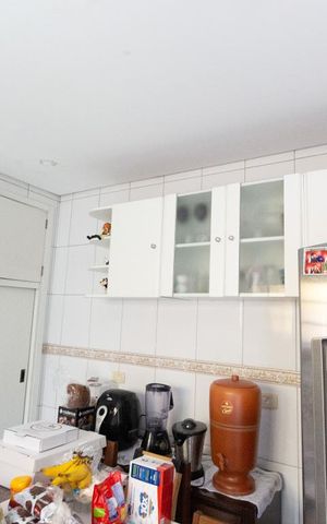 Casa à venda com 150m², 3 quartos e 2 vagas Casa à venda com 150m², 3 quartos e 2 vagasCozinha