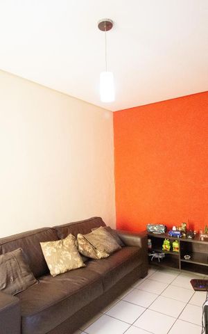Casa à venda com 150m², 3 quartos e 2 vagas Casa à venda com 150m², 3 quartos e 2 vagasSala