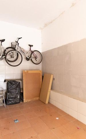 Casa à venda com 150m², 3 quartos e 2 vagas Casa à venda com 150m², 3 quartos e 2 vagasGaragem