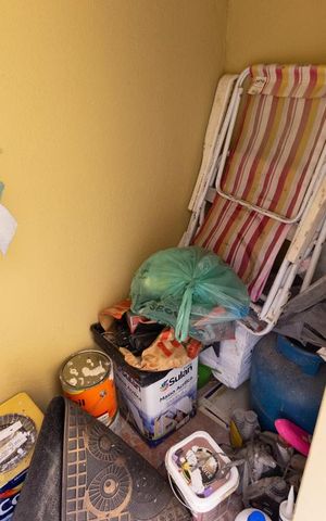 Casa à venda com 150m², 3 quartos e 2 vagas Casa à venda com 150m², 3 quartos e 2 vagasDespensa