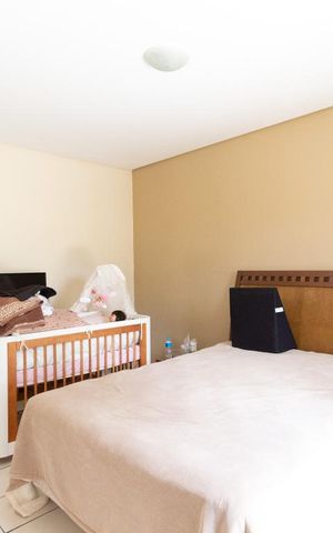 Casa à venda com 150m², 3 quartos e 2 vagas Casa à venda com 150m², 3 quartos e 2 vagasQuarto