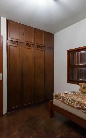 Casa à venda com 220m², 3 quartos e 2 vagasQuarto 2