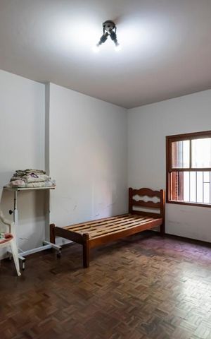 Casa à venda com 220m², 3 quartos e 2 vagasQuarto 3 - Suíte